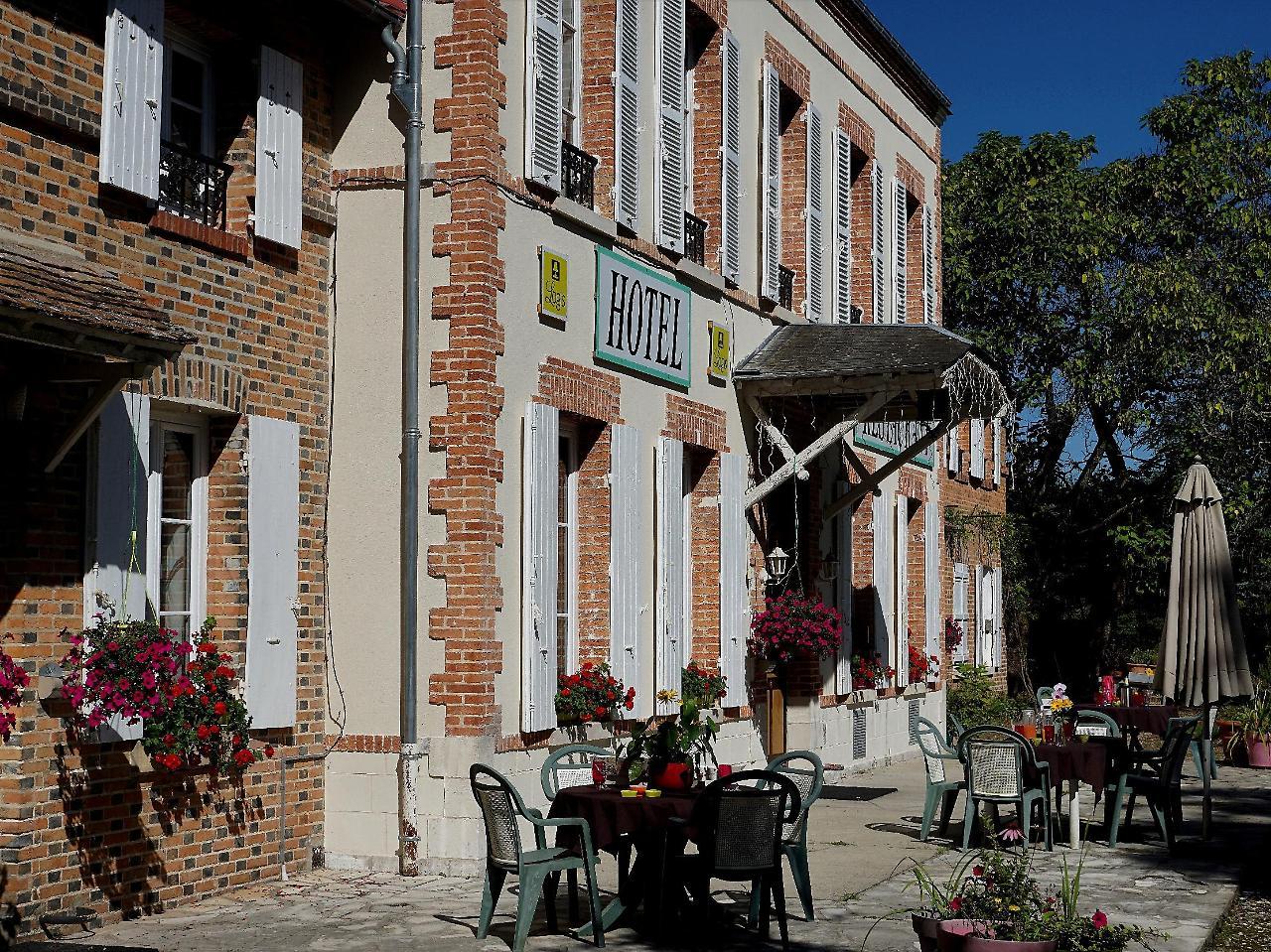 Hotel Restaurant La Sauldraie Салбри Екстериор снимка